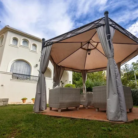 Tatil Evi Darko - With Parking Split